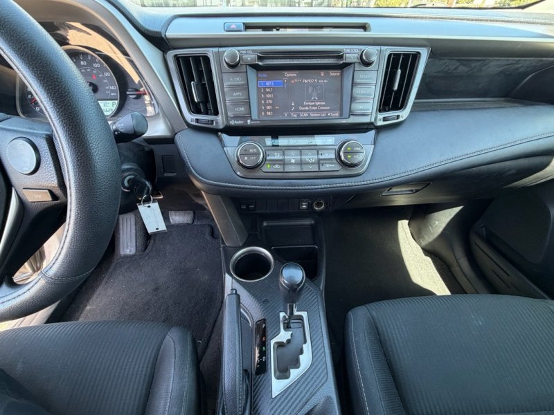 Used 2014 Toyota RAV4 XLE FWD image 15