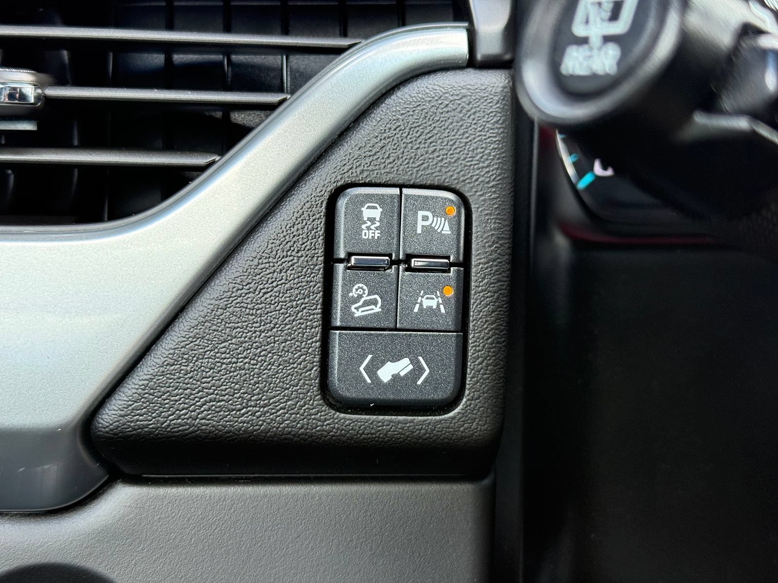 Certified 2019 Chevrolet Tahoe LT AWD/4WD image 39