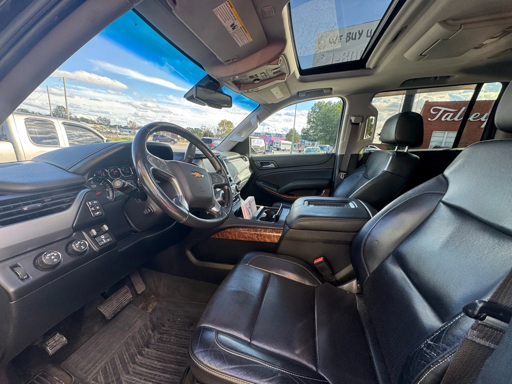 Used 2015 Chevrolet Suburban LTZ image 13