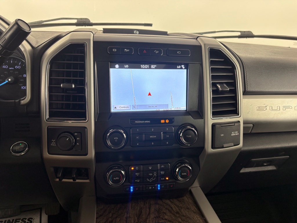 Used 2019 Ford F350 Lariat w/ Lariat Ultimate Package AWD/4WD image 31