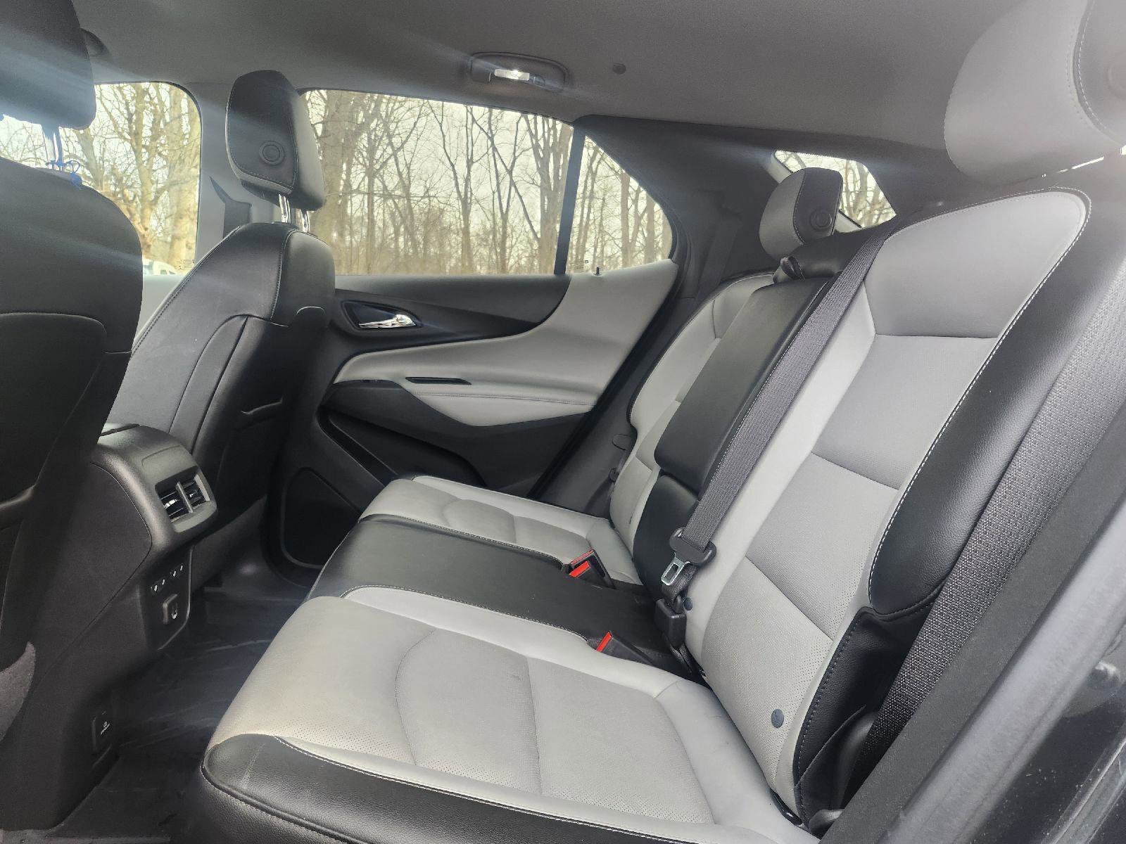 Used 2020 Chevrolet Equinox Premier image 21