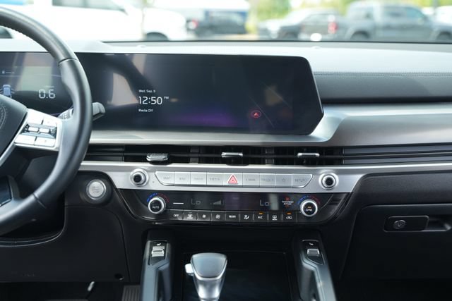 Used 2023 Kia Telluride S FWD image 30