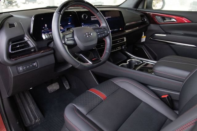 Used 2024 Chevrolet Traverse RS w/ LPO, Floor Liner Package AWD/4WD image 8