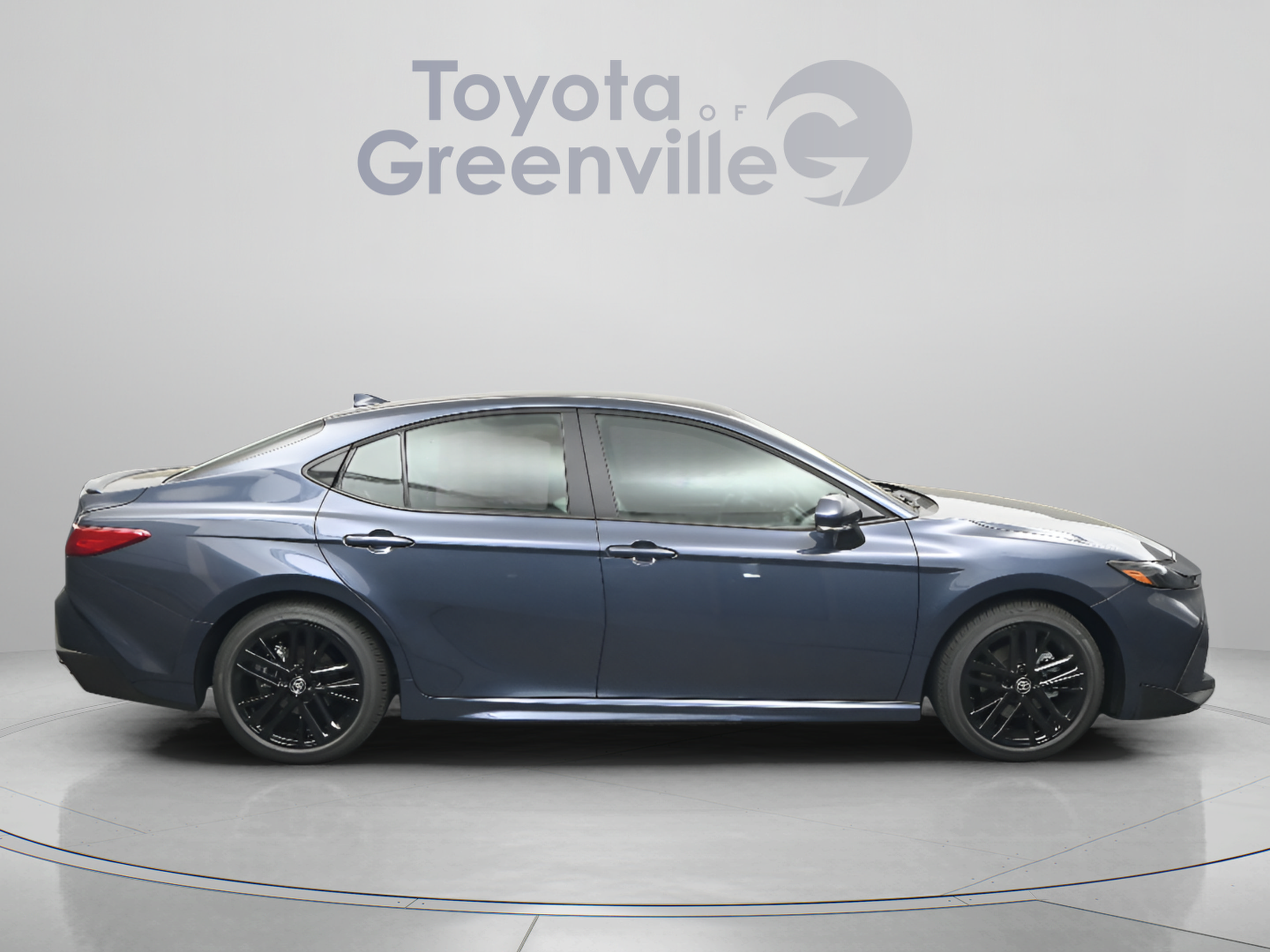 New 2026 Toyota Camry SE FWD image 17