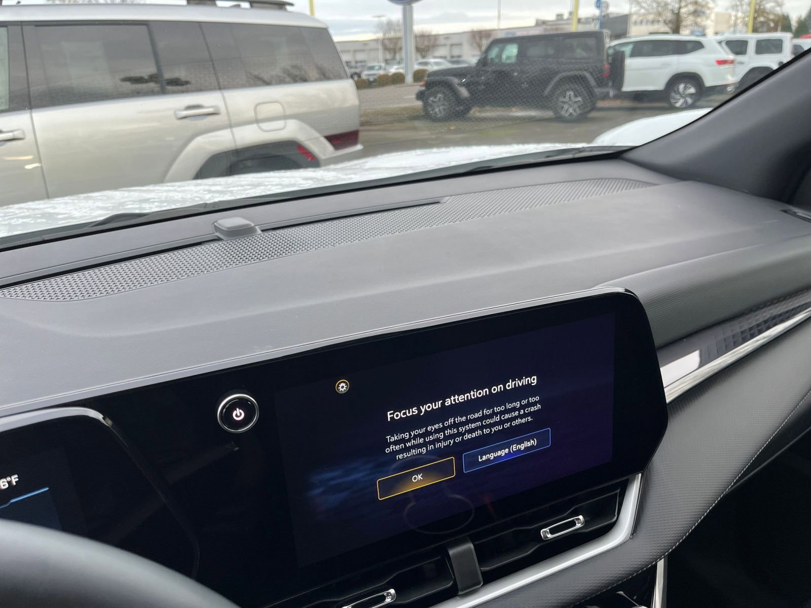 Used 2025 Chevrolet Equinox LT image 20