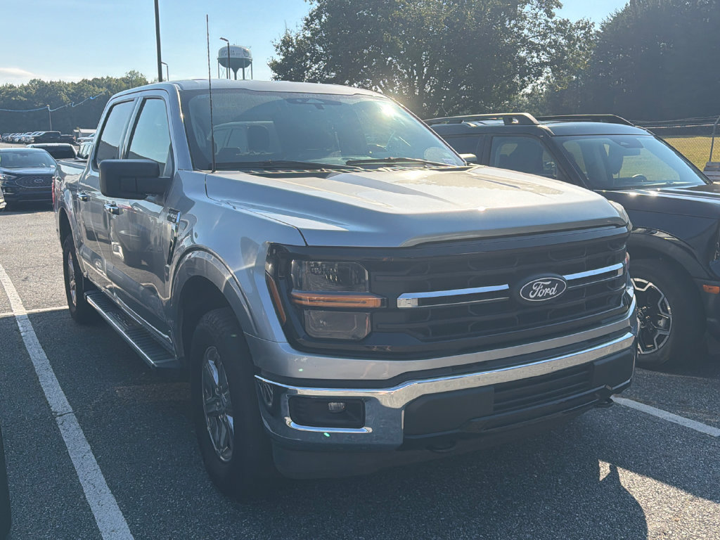 Used 2025 Ford F150 XLT w/ Equipment Group 301A Standard AWD/4WD image 19