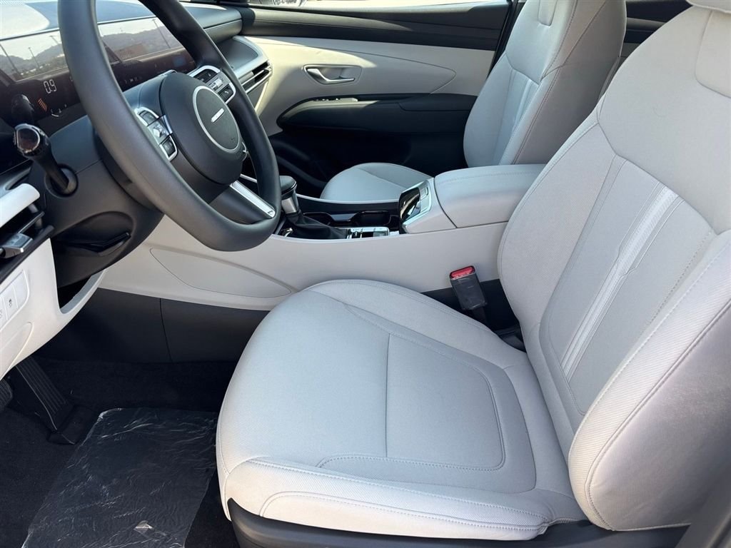 New 2026 Hyundai Tucson SEL Plus FWD image 12