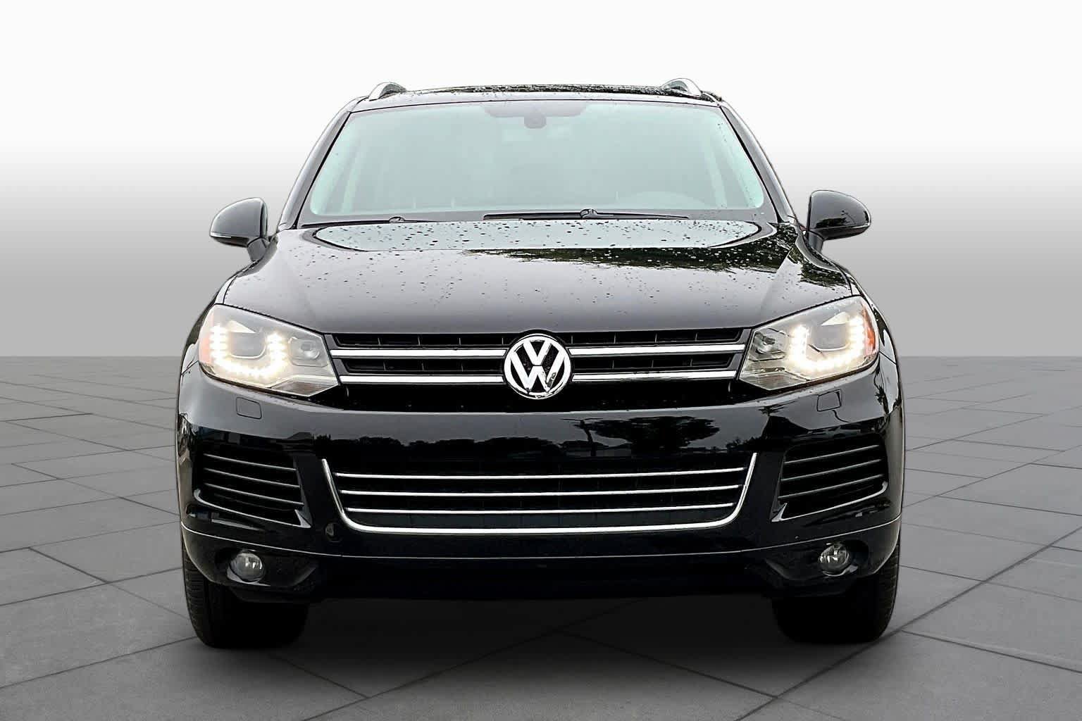 Used 2013 Volkswagen Touareg VR6 AWD/4WD image 3