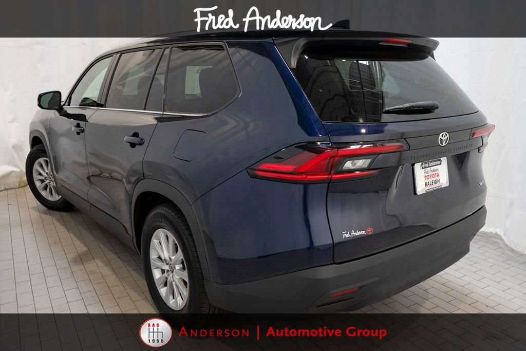 Certified 2025 Toyota Grand Highlander FWD image 3