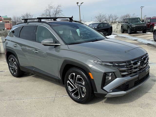 Used 2025 Hyundai Tucson Limited image 6