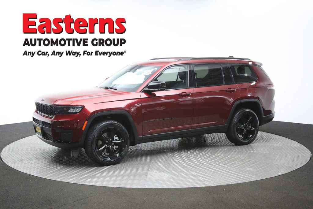 Used 2023 Jeep Grand Cherokee L Laredo image 57