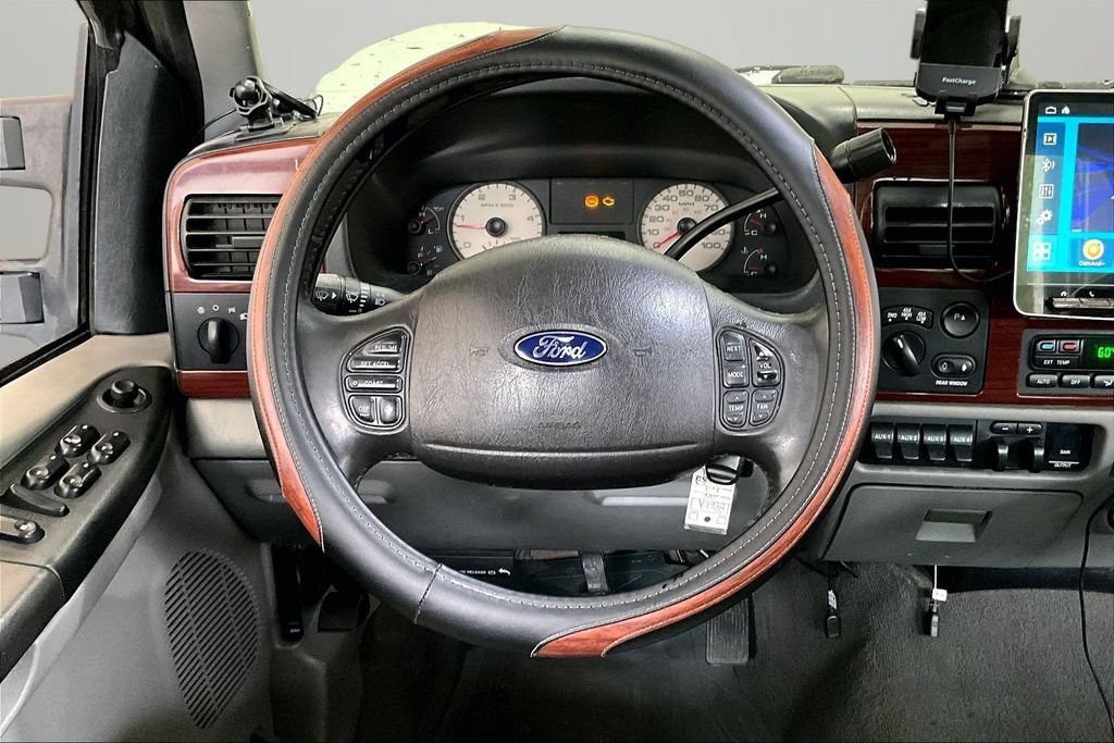 Used 2006 Ford F250 XL AWD/4WD image 9