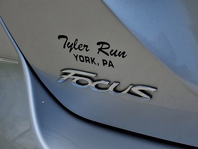 Used 2012 Ford Focus SE w/ SE Winter Pkg FWD image 30