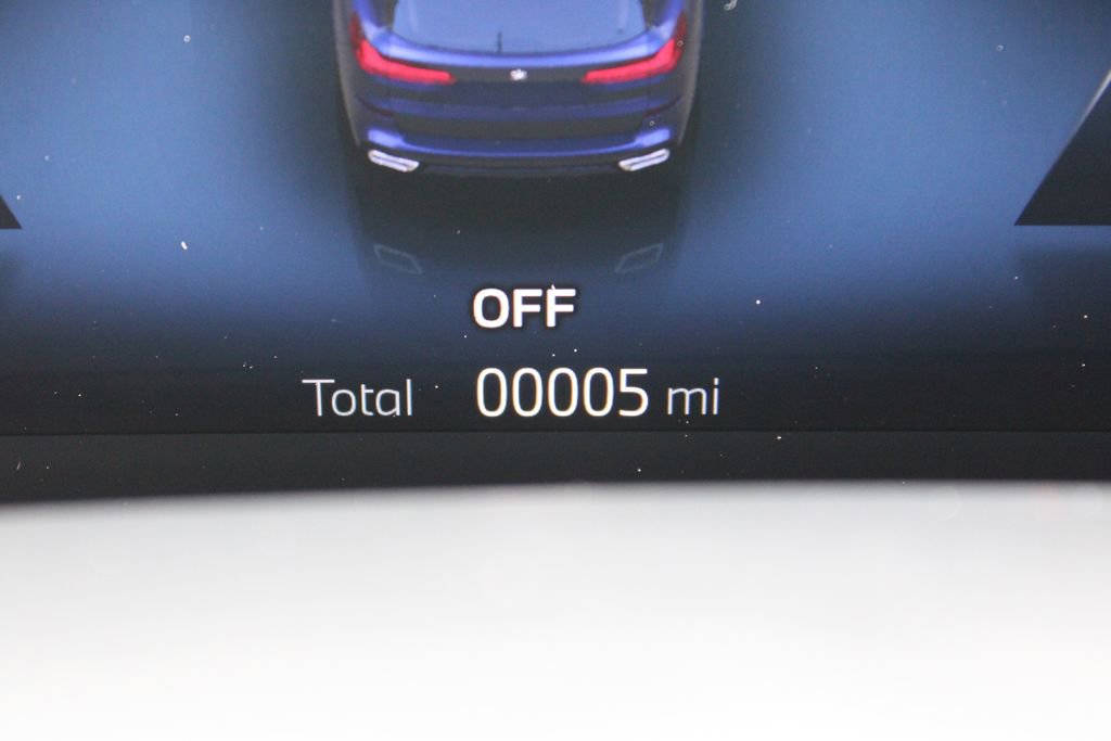 New 2026 BMW X5 xDrive40i w/ M Sport Package image 12