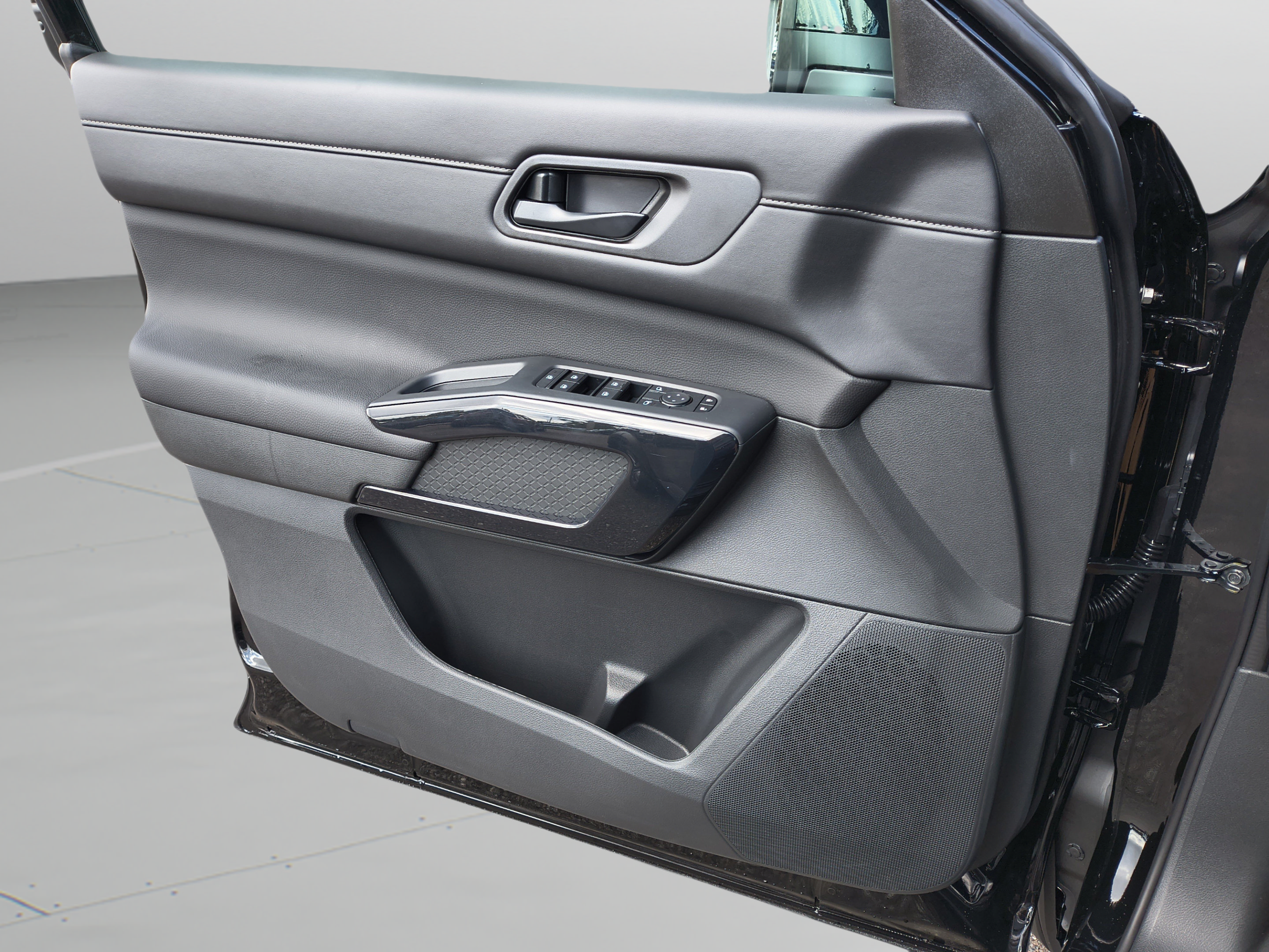 New 2026 Nissan Pathfinder SV FWD image 24