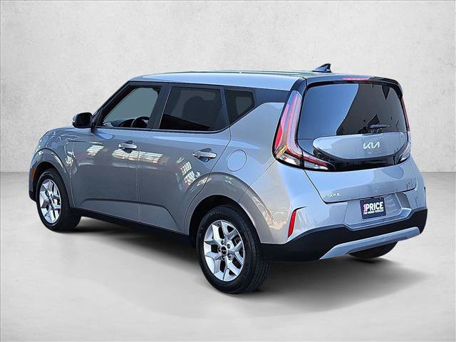 Used 2024 Kia Soul LX w/ Option Group 015 FWD image 8