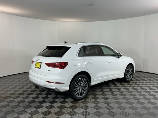 Used 2022 Audi Q3 2.0T Premium Plus w/ Premium Plus Package image 6