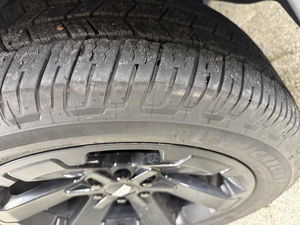 Used 2016 Cadillac Escalade ESV Platinum image 44