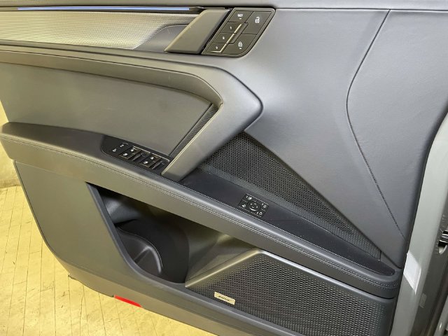 New 2026 Porsche Cayenne S AWD/4WD image 36