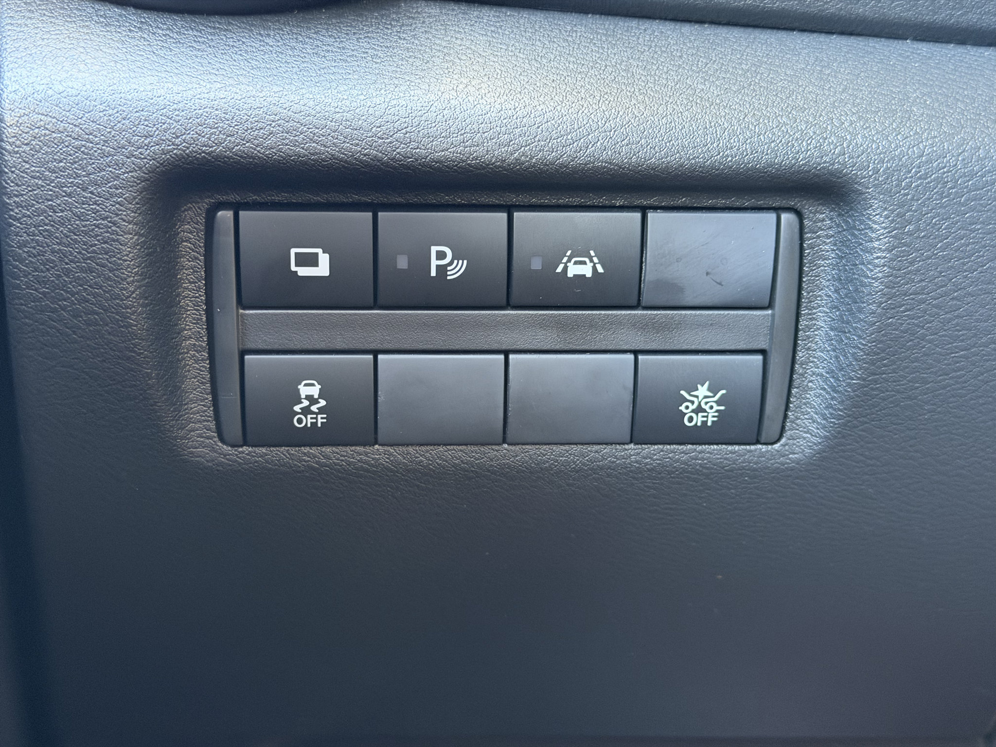 Used 2025 Nissan Versa S w/ Trunk Package FWD image 12