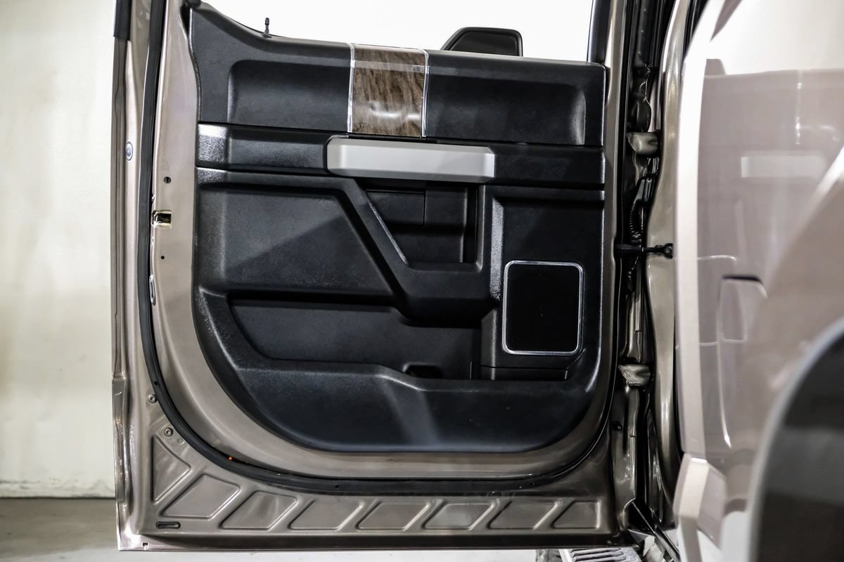 Used 2019 Ford F250 Lariat w/ Lariat Value Package AWD/4WD image 36