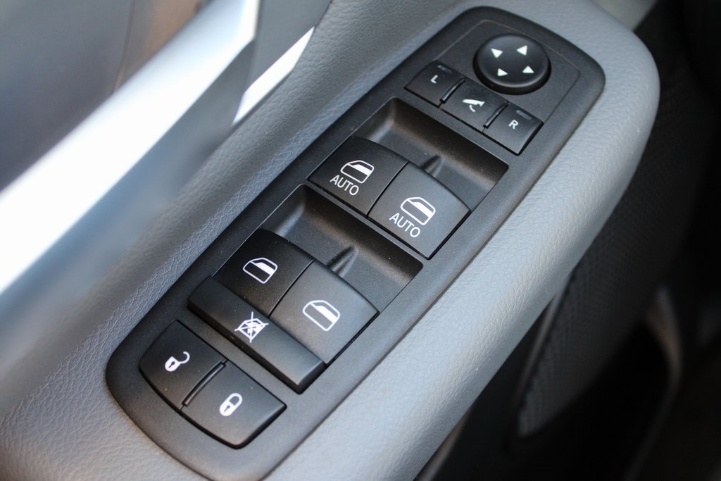 Used 2022 RAM 1500 Big Horn image 32