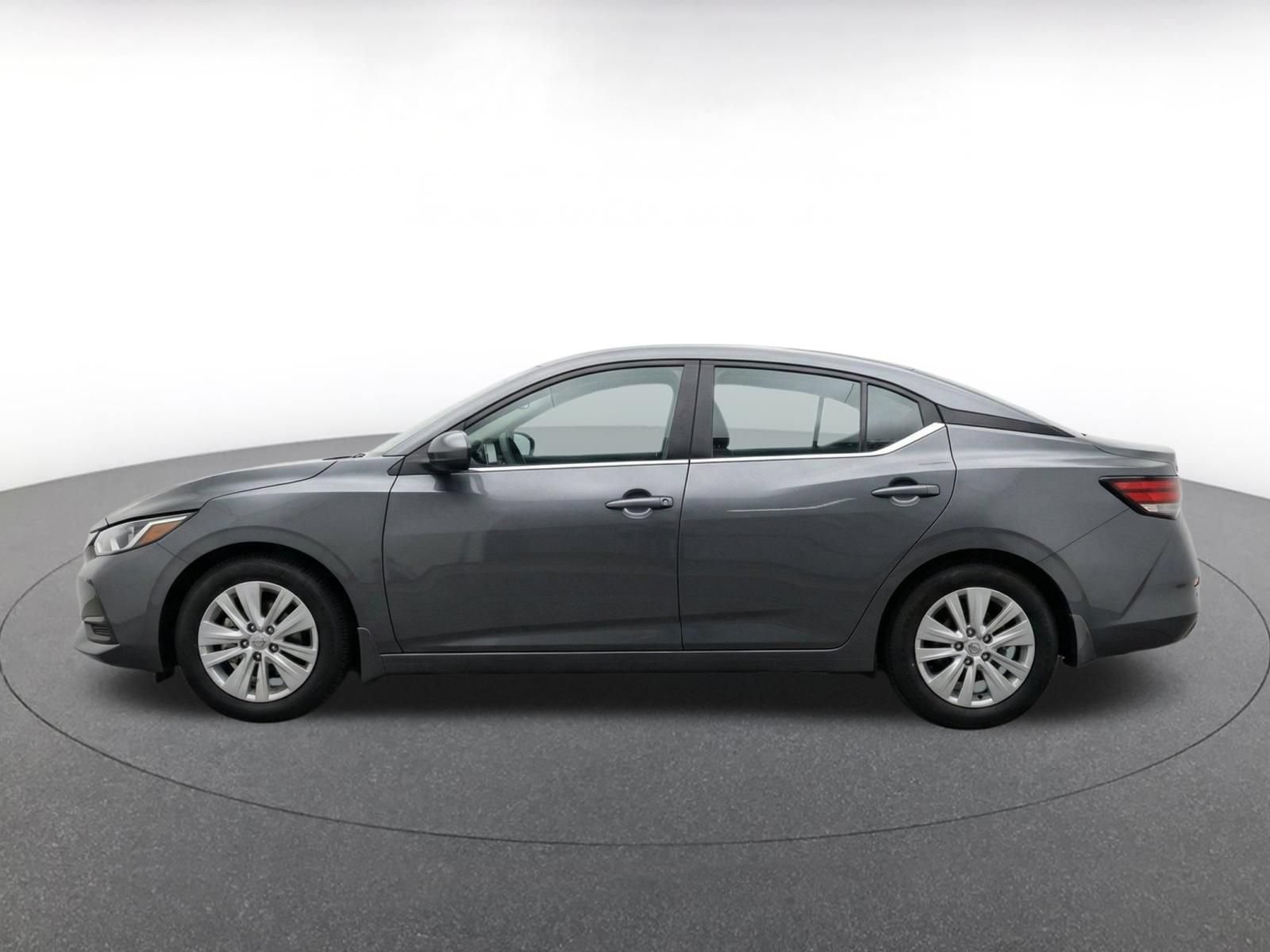 Used 2025 Nissan Sentra S FWD image 4