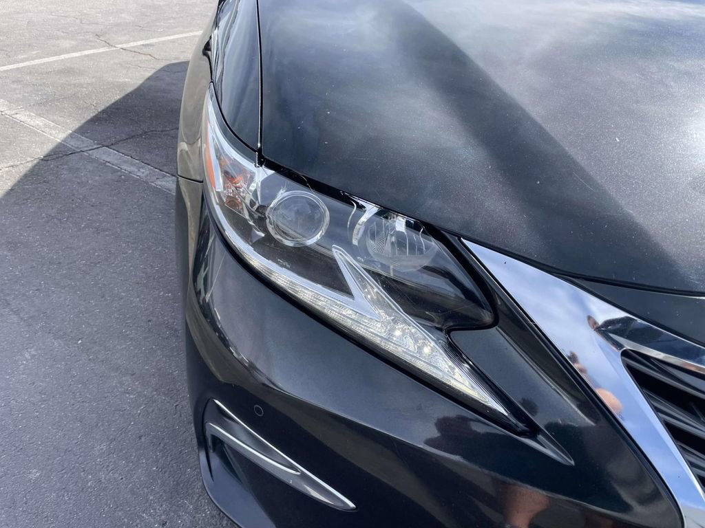 Used 2018 Lexus ES 350 w/ Premier Package image 16