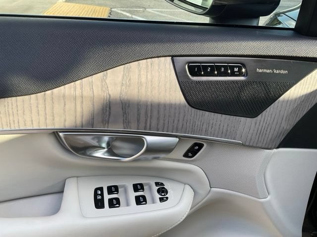 Certified 2024 Volvo XC90 B6 Plus AWD/4WD image 11