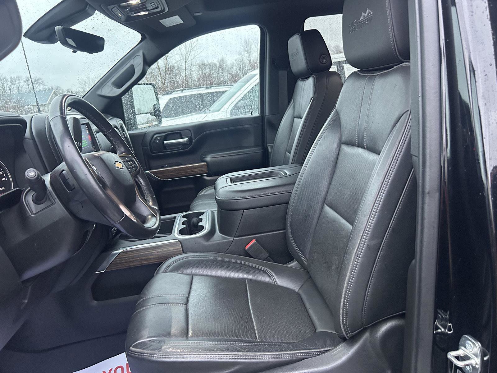 Used 2020 Chevrolet Silverado 2500 High Country w/ Z71 Off-Road Package image 7