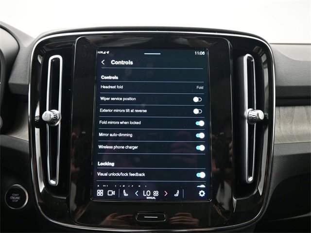 Used 2024 Volvo XC40 B5 Plus w/ Protection Package Premier image 18