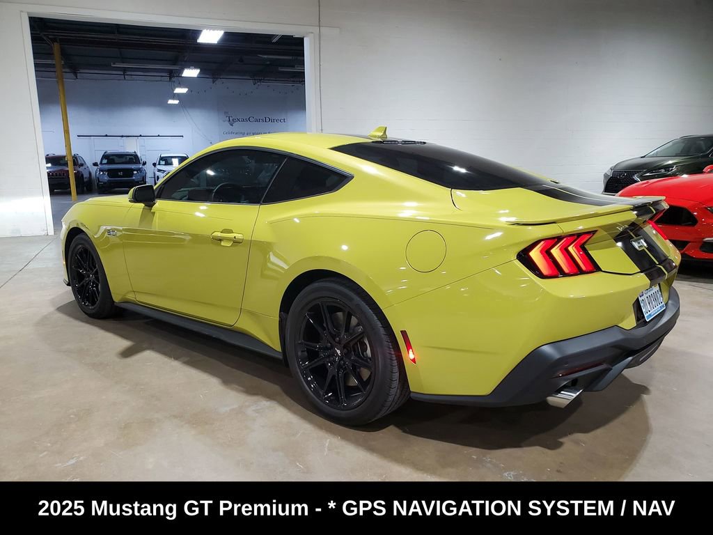 Used 2025 Ford Mustang GT Premium RWD image 12