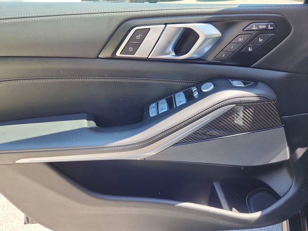 Used 2024 BMW X7 M60i w/ Executive Package AWD/4WD image 25