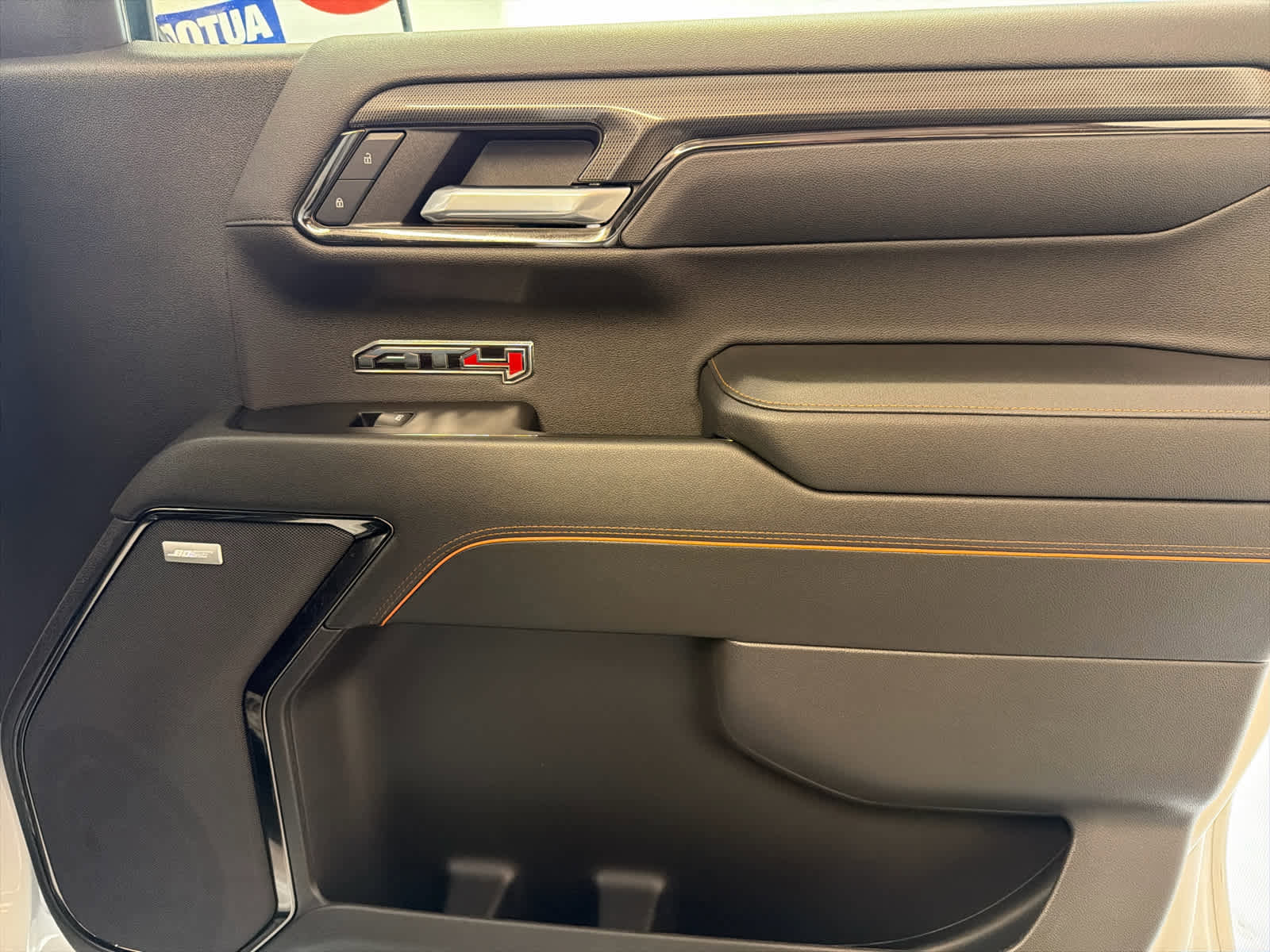 Certified 2024 GMC Sierra 1500 AT4 w/ Technology Package image 29