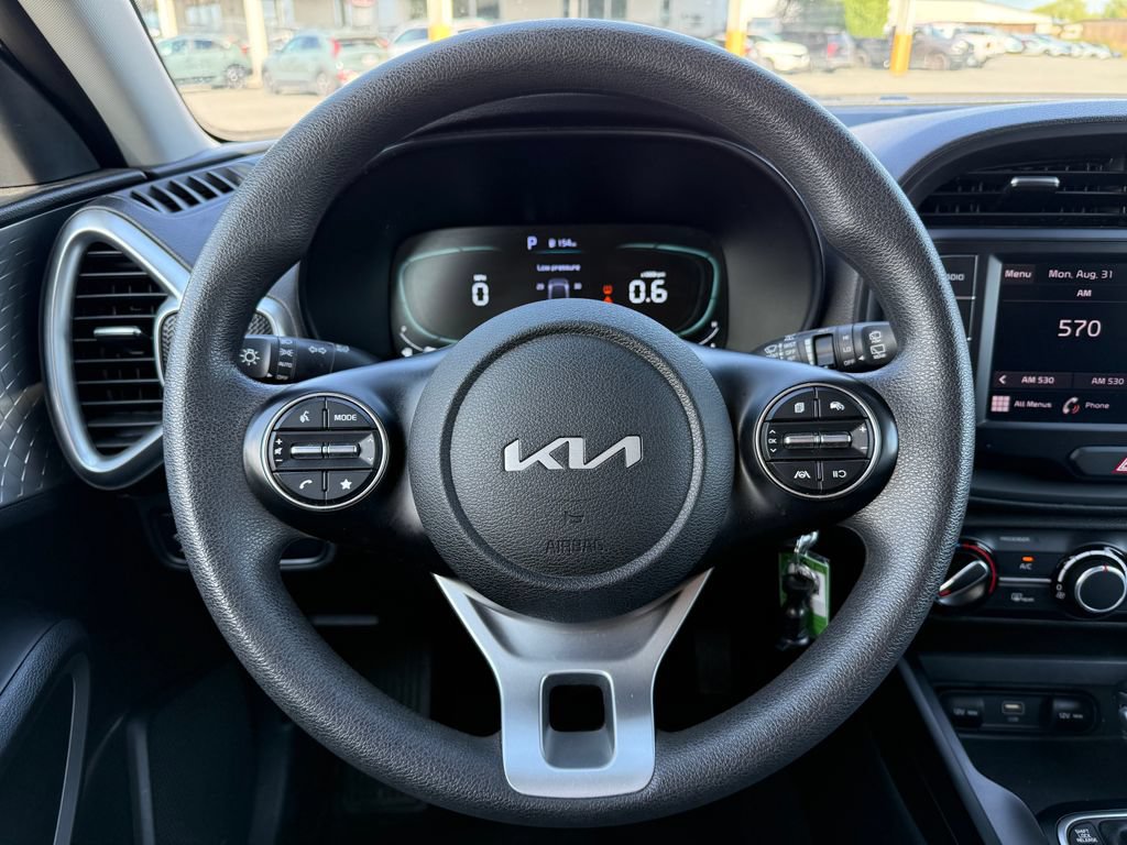 Used 2024 Kia Soul LX w/ Option Group 015 FWD image 20