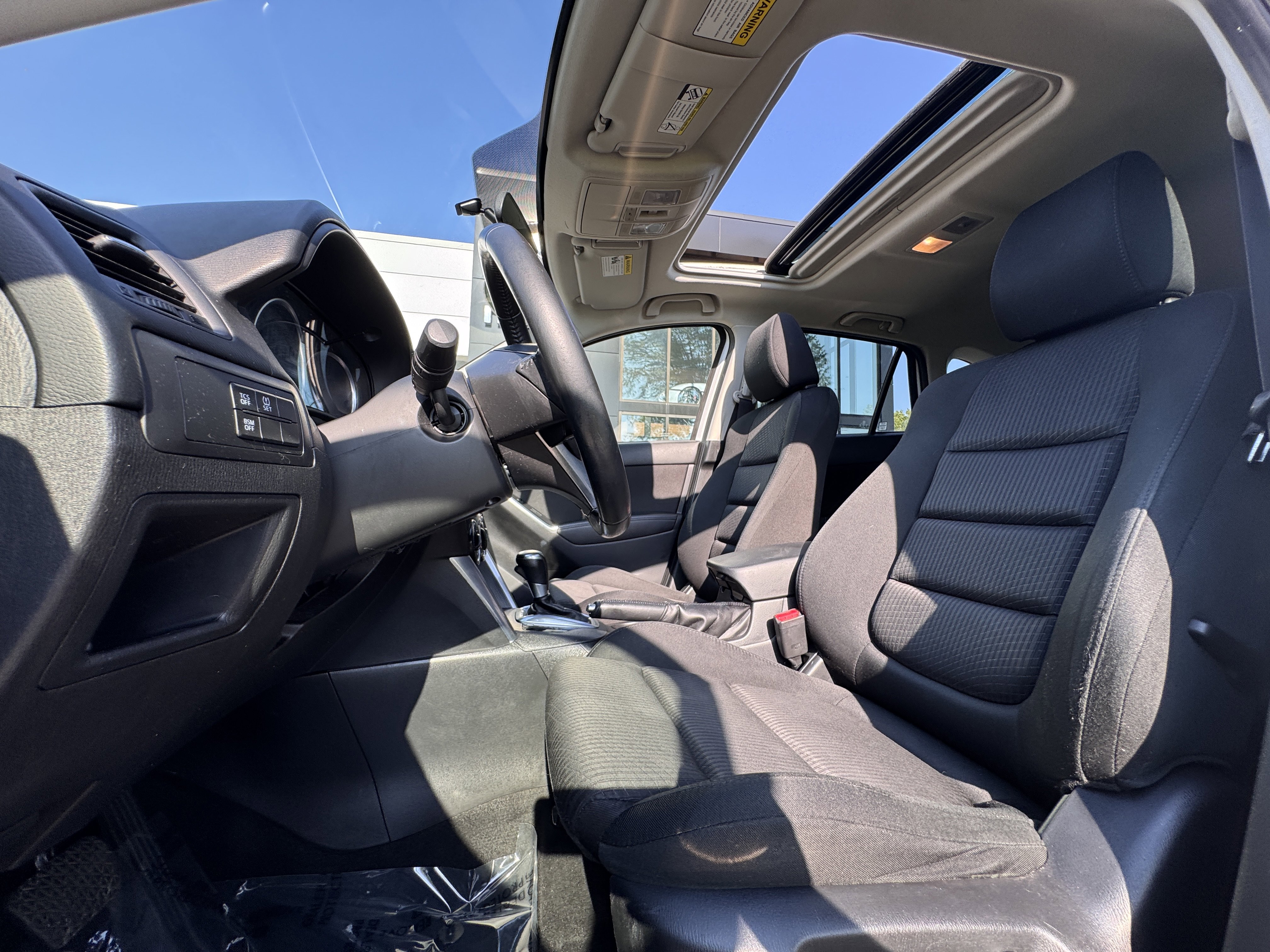 Used 2015 MAZDA CX-5 Touring w/ Bose/Moonroof Package AWD/4WD image 3