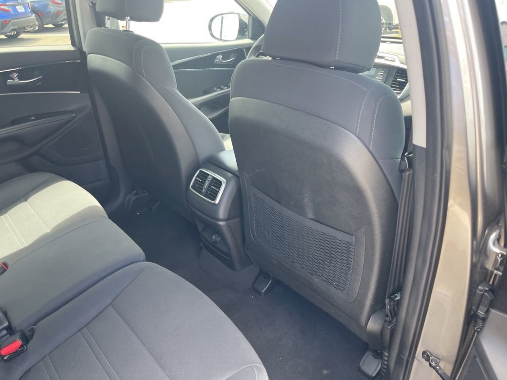 Used 2018 Kia Sorento L image 28