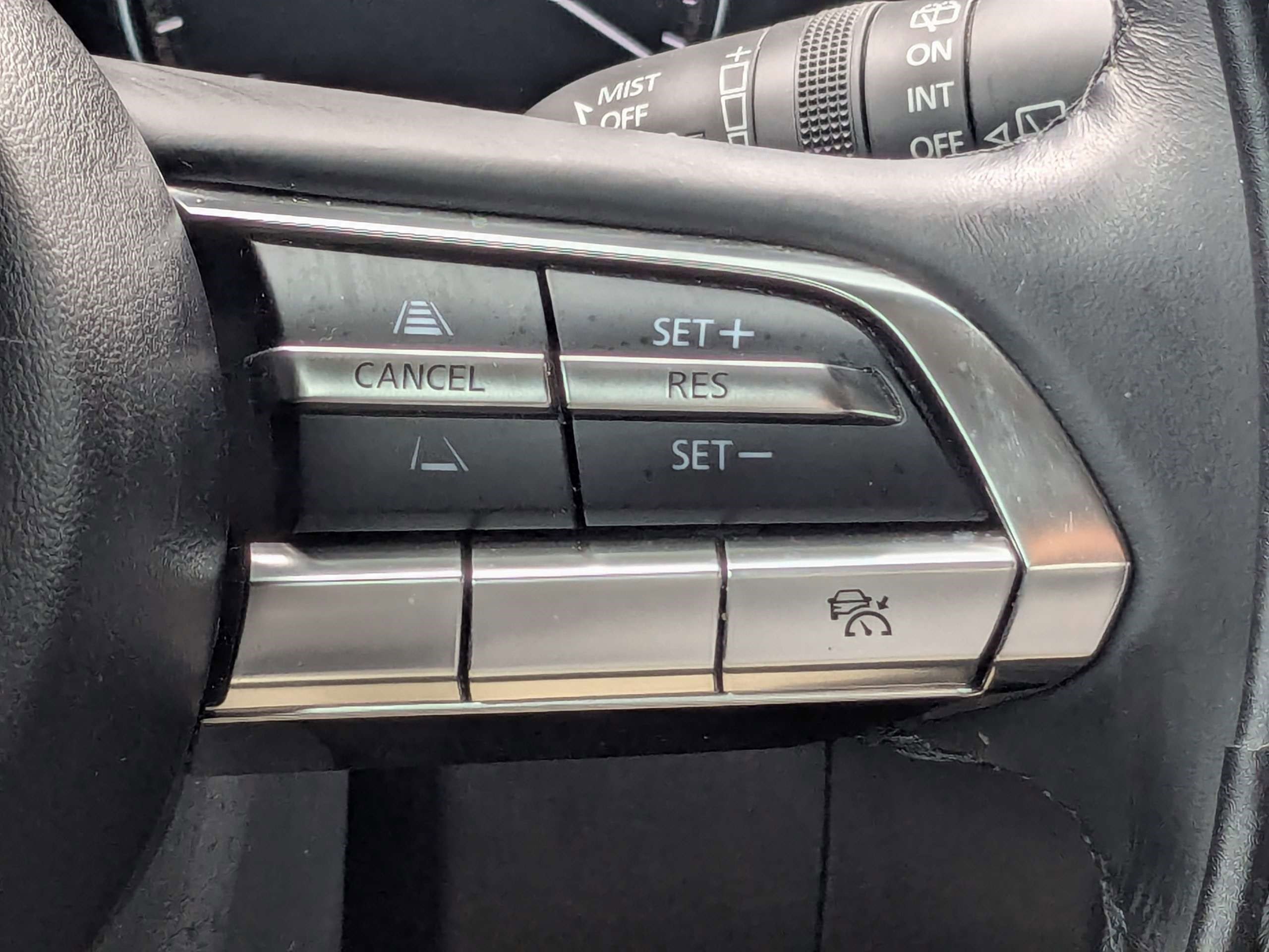 Used 2025 MAZDA CX-50 AWD 2.5 S w/ Premium Package image 27