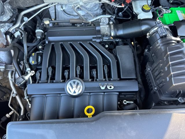 Used 2020 Volkswagen Atlas Cross Sport SEL Premium R-Line AWD/4WD image 23