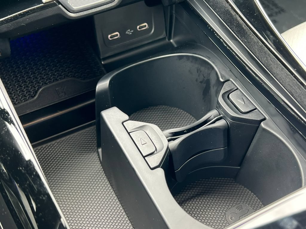 New 2026 Mercedes-Benz C 300 4MATIC Sedan image 29