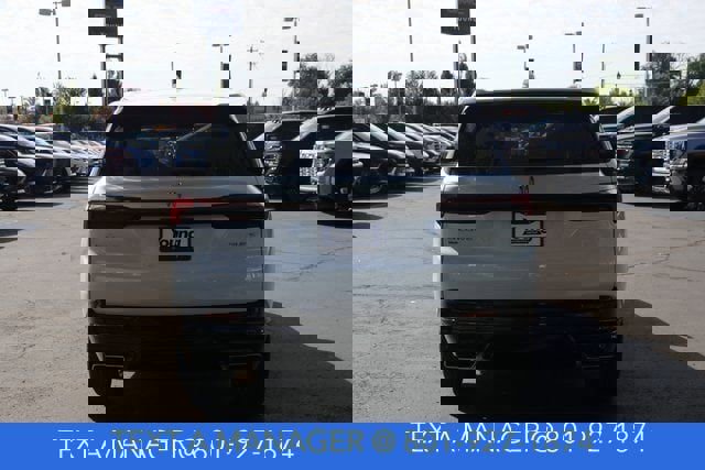 New 2026 Buick Enclave Sport Touring w/ Power Package image 5