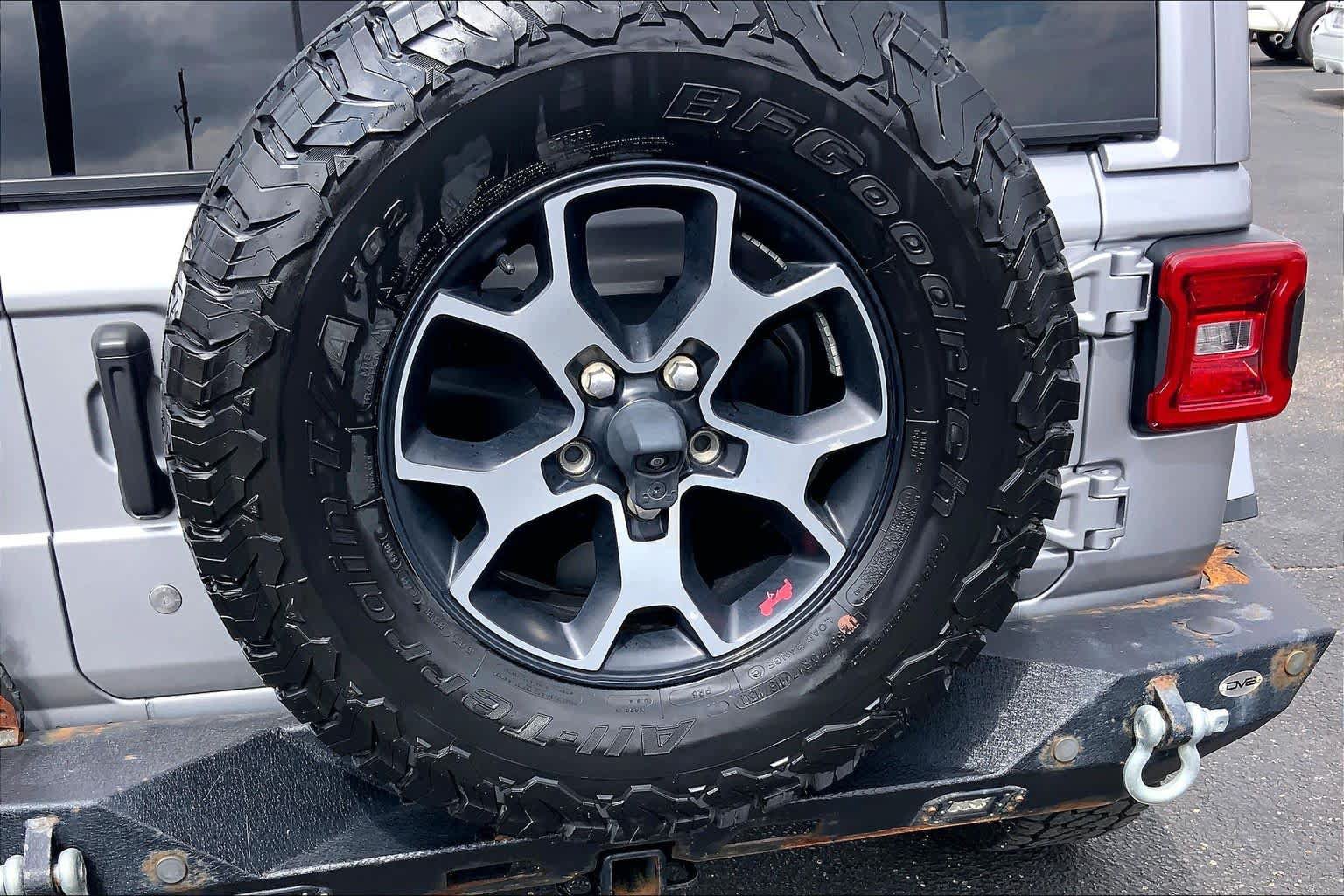 Used 2018 Jeep Wrangler Unlimited Rubicon AWD/4WD image 31