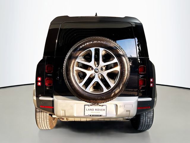 Used 2025 Land Rover Defender 110 S image 6