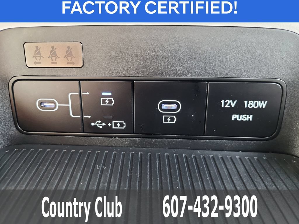 Certified 2025 Hyundai Kona SE AWD/4WD image 13