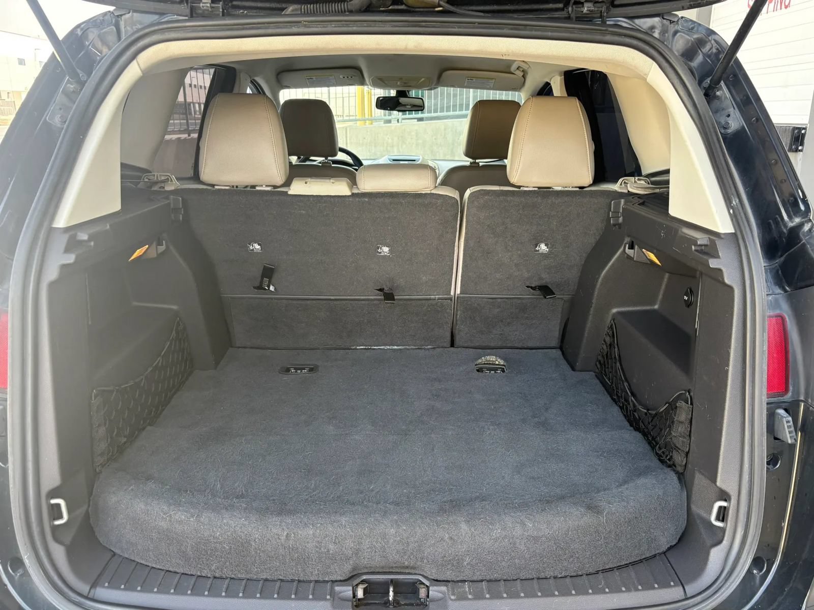 Used 2013 Ford C-MAX SEL FWD image 14