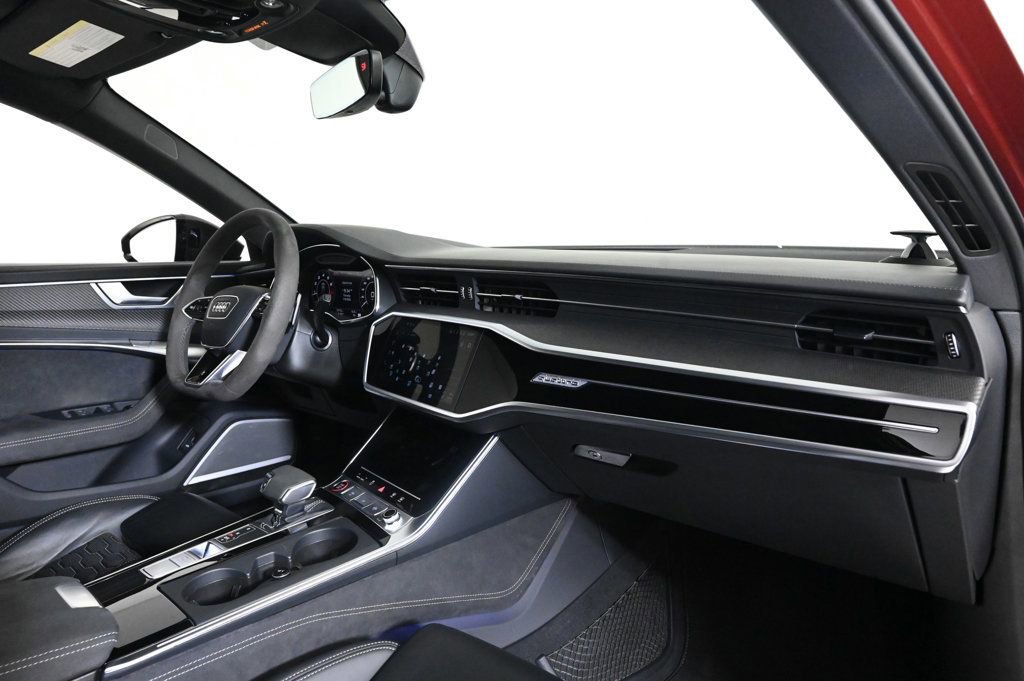 Used 2024 Audi RS 6 performance w/ Matte Carbon Package image 15