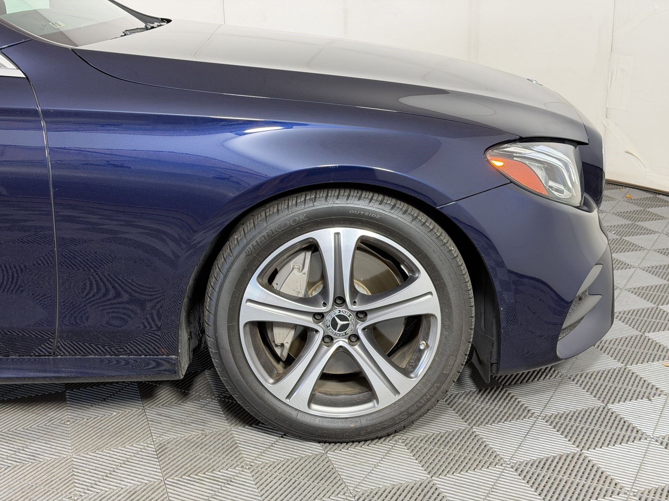 Used 2020 Mercedes-Benz E 350 Sedan image 13