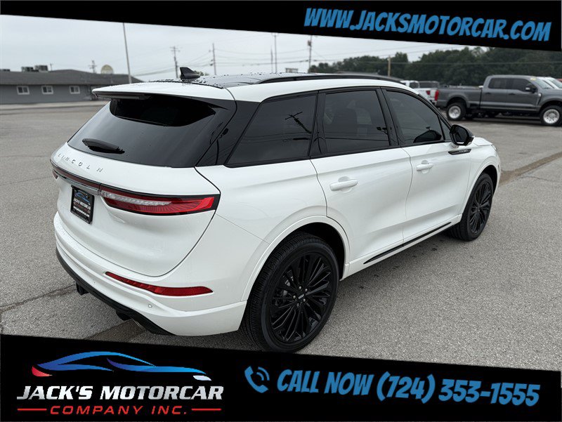 Used 2024 Lincoln Corsair Reserve w/ Equipment Group 201A AWD/4WD image 8