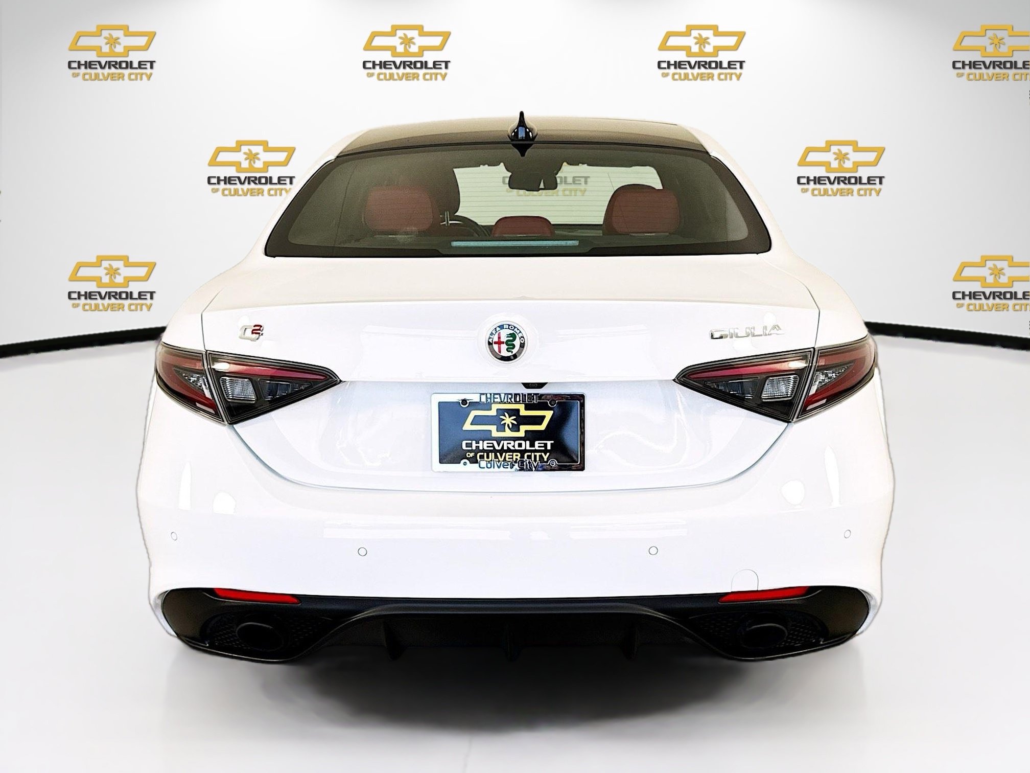 Used 2024 Alfa Romeo Giulia Veloce RWD image 7