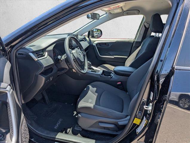 Used 2020 Toyota RAV4 LE w/ Carpet Mat Package FWD image 14